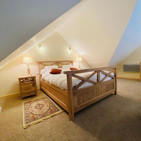 L'Antilope Hotell Nancay Eksteriør bilde